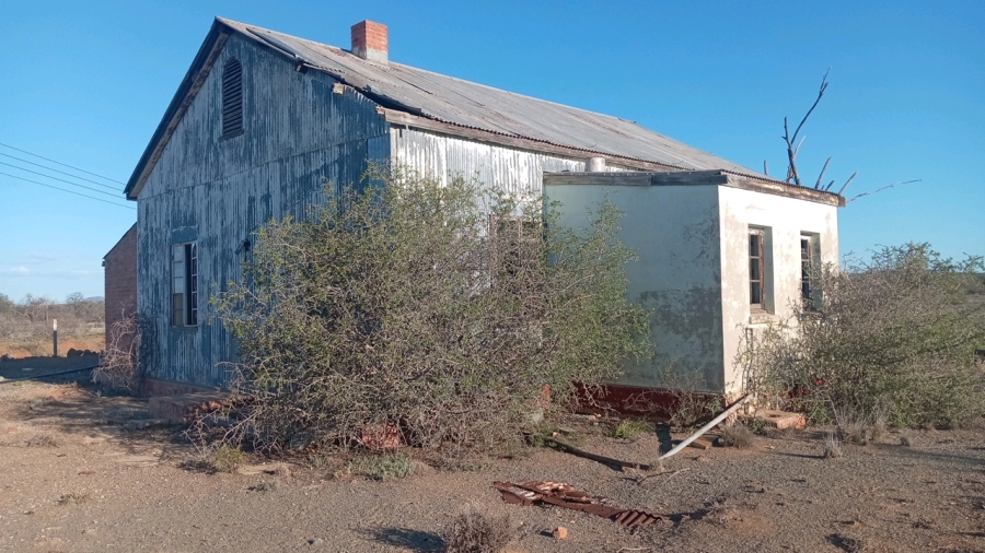 2 Bedroom Property for Sale in Aberdeen Eastern Cape